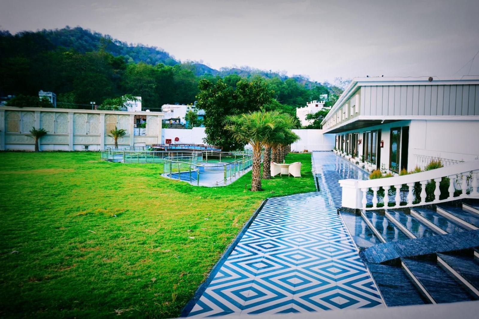 The Veda Greens Resort Haridwar Exterior photo